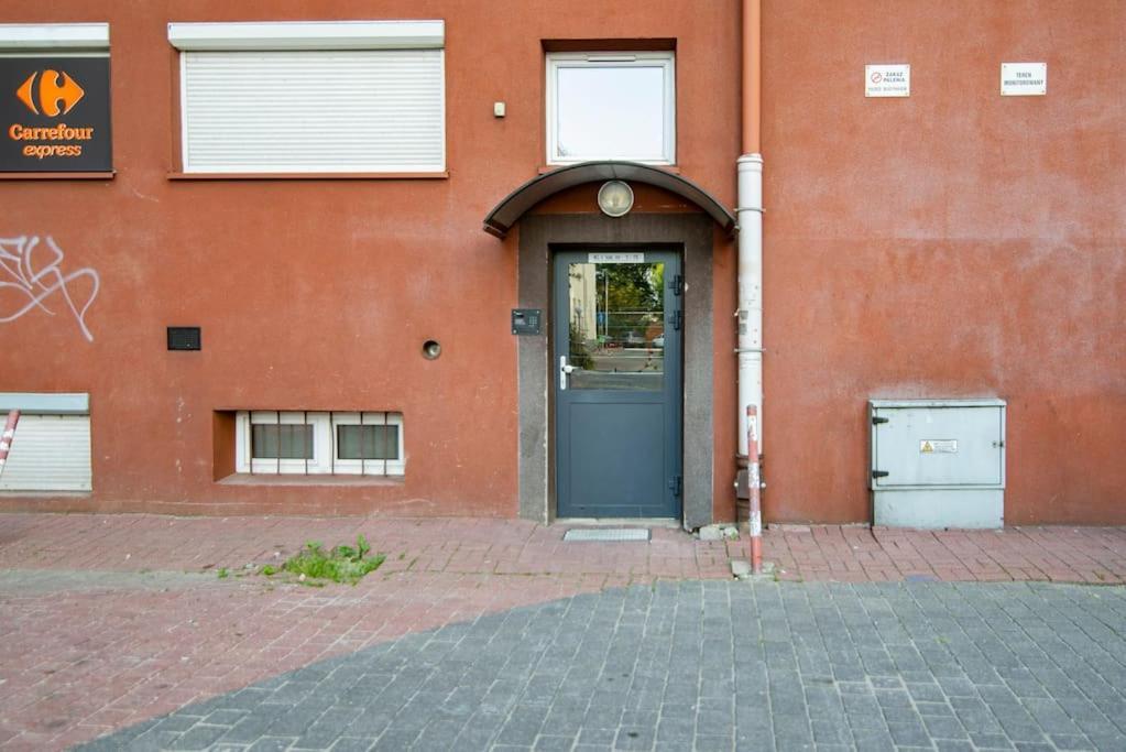 Apartment Colourful Space, So